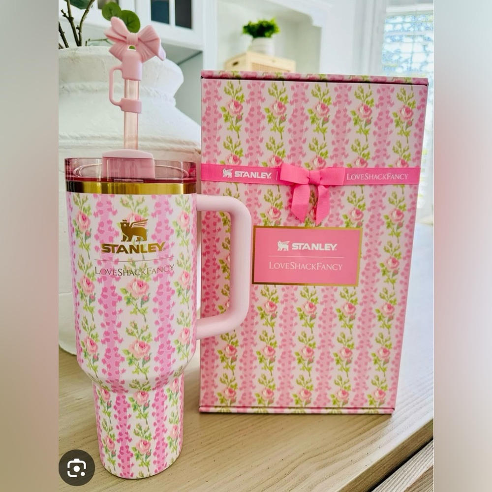 Love Shack Fancy Stanley. 40 oz. Pinks. Still in tissue paper and never opened.